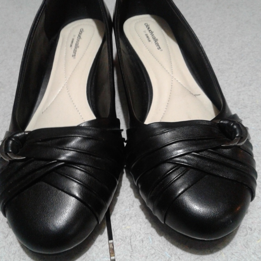 Women's wedge cute to wear with your fall wardrobe